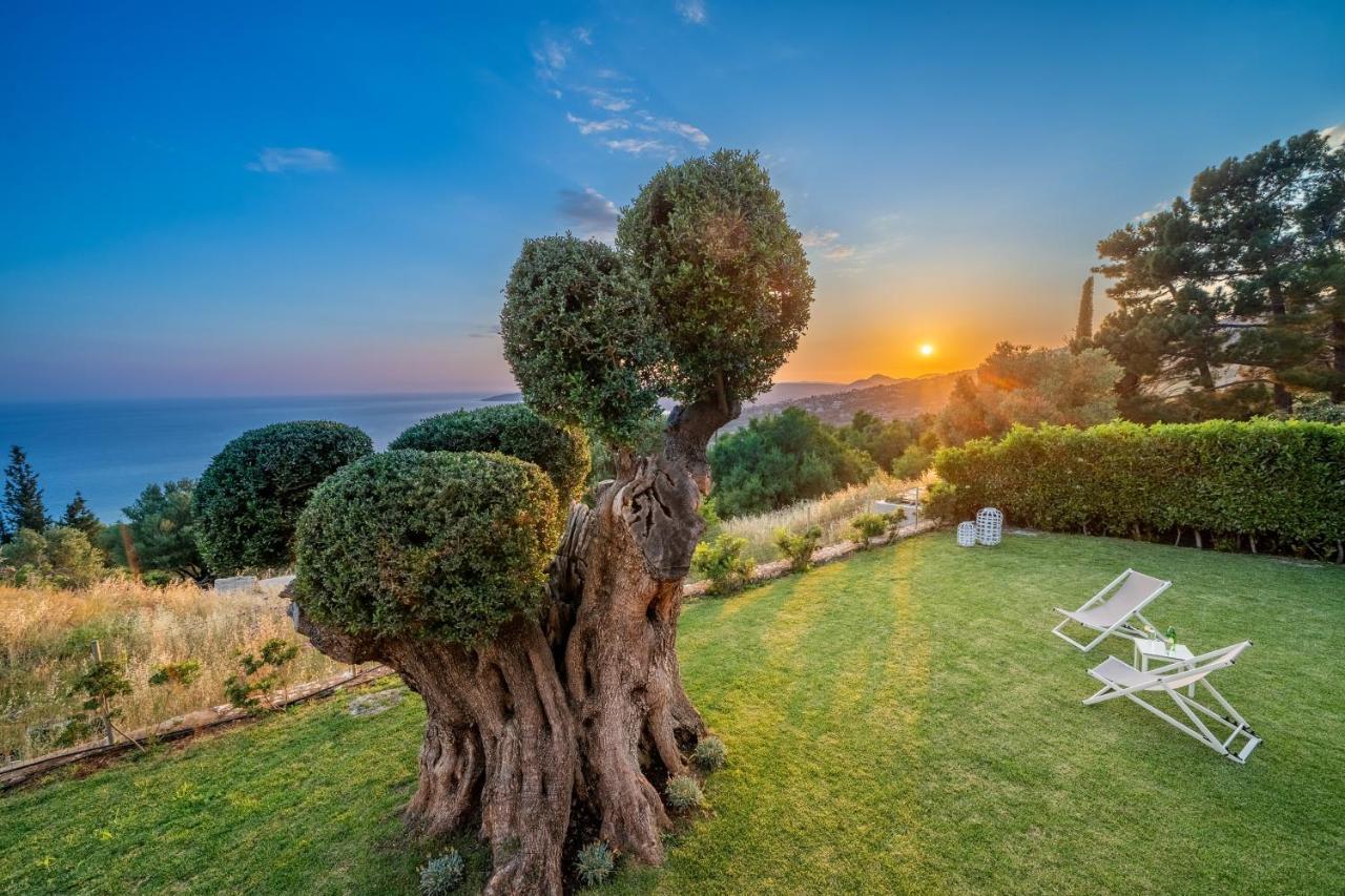 Lourdas Bay View Simotata Exterior photo